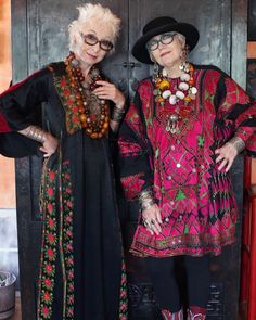 Estilo Hippie, Hippy Chic, Over 50 Womens Fashion, Varanasi, Fashion Over 50