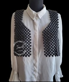 Beaded Top Outfit, Beaded Vest, Beaded Crop Top, Handmade Vest, Beaded Shirt, Boho Mode, Boho Vest, Diy Embroidery Patterns, Beaded Blouse