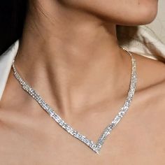 Friends Style, Crystal Wedding Jewelry, Rhinestone Choker Necklace, Rhinestone Choker, Classy Jewelry, Geometric Necklace, Geometric Pendant, Choker Necklaces, Necklaces For Women