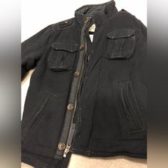 100%Authentic Abercrombie And Fitch Men Full Zip Jacket. Brand New Without Tag. Perfect Condition Very Warm Wool Abercrombie Coat For Men. Size L. Really Good Quality And Will Last Many Years. Coat For Men, Abercrombie And Fitch, Abercrombie & Fitch, Zip Jacket, Mens Coats, Abercrombie Fitch, Good Quality, Mens Jackets, Jackets & Coats