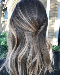 Baylage Hair, Blonde Hair Care, Brassy Hair, Color Highlights, Fall Hair Trends, Balayage Brunette, Brown Blonde Hair, Hair Color Balayage, Artistic Hair