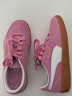 puma palermo pink and white Stylish Fall Outfits, Dad Shoes, Pumas Shoes