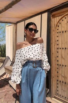 Marrakesh Outfit, Breakfast Outfit Ideas, Elegant Breakfast, Breakfast Outfit, Chic Resort Wear, Fancy Outfit, Versatile Outfits, Fancy Outfits