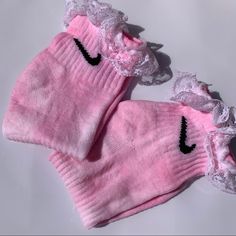 One Pair Of Nike Ankle Socks Tie Dye With Lace Ruffle Turquoise Pink Mint Purple Size Fits Most Pink Ruffled Socks For Spring, Pink Nike Socks, Ruffle Socks Outfit, Colorful Nike Socks, Black Nike Cap, Nike Socks Women, Tye Dye Nike Socks, Pink Sports Socks, Cute Pink Spring Socks