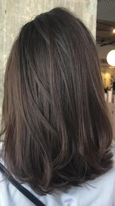 Layered Haircut, Haircuts For Medium Hair, Cut My Hair, Dark Brown Hair, Metallic Hair