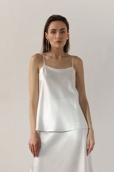 Camisole Outfit Winter, White Camisole Outfit, Silk Summer Top, White Tops Outfit, Silk Camisole Top, Silk Clothing, Silk Sleeveless Top, Satin Camisole, Everyday Clothing