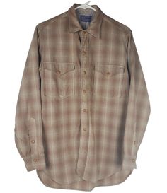 Pendleton Wool Vintage Beige Plaid Flannel Button Down Shirt Mens Size 15 1/2 **See Photos for Details**  Approximate Measurements:  Length: 32"; Armpit to Armpit: 22"; Sleeve Length: 21" (armpit to cuff)  100% Virgin Wool This shirt is in fantastic condition, with a very small hole next to the seam on the left pocket. Beige Plaid, Pendleton Wool, Button Down Shirt Mens, Plaid Flannel, Casual Button Down Shirt, Button Down Shirt, Men Casual, Plaid, Cuff