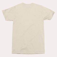 Add this Men's Coors Short Sleeve Graphic T-Shirt – Beige to your casual wear collection. With a beige color along with Coors graphics on the front, this t-shirt gives a free and easy vibe. Made from midweight fabric, it feels comfortable against your skin. Wear this t-shirt with your favorite pair of jeans for a perfectly relaxed look. Beige Short Sleeve T-shirt For Streetwear, Beige Crew Neck T-shirt With Screen Print, Khaki Cotton T-shirt For Streetwear, Cream Cotton T-shirt With Graphic Print, Casual Cream Short Sleeve T-shirt, Relaxed Fit Khaki Cotton T-shirt, Khaki Relaxed Fit Graphic Tee, Khaki Graphic Tee With Relaxed Fit, Beige Cotton Shirt For Streetwear