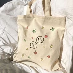 Diy Tote Bag Design, Handpainted Tote Bags, Totes Ideas, Diy Tote, Painted Tote, Diy Tote Bag, Cute Tote Bags