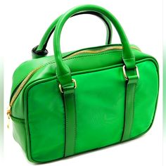 Cute Green Satchel Bag With Straps. 7"X9.5"X3" Chic Green Bag With Zipper Closure, Green Satchel With Zipper Closure For Shopping, Green Satchel With Zipper Closure For On-the-go, Green Box Bag With Gold-tone Hardware For Travel, Trendy Green Satchel With Gold-tone Hardware, Chic Green Satchel For On-the-go, Green Satchel, Crossbody Satchel, Satchel Bag