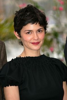 26 of the Best Short Haircuts in History Pixies Haircut, Audrey Tautou, Short Layered Haircuts, Funky Hairstyles, Cute Hairstyles For Short Hair, Long Black Hair, Haircut For Thick Hair