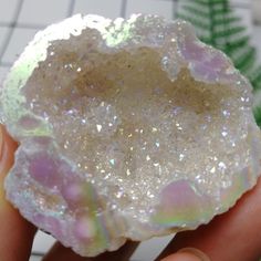 Brand Name: ACSDVOCATEOrigin: CN(Origin)Theme: Mascotis_customized: YesStyle: ModernRegional Feature: ChinaMaterial: StoneMineral: natural white agate geode agate druzy specimenstyle: fengshui ,reiki ,chakraname: aura rainbow agate geode stone for gift or jewelry decorcolor: rainbow whitequantity: 1pcSIZE: 35-45MM White Natural Stones Geode For Healing, Handmade White Agate Geodes, White Natural Stone Geodes For Spiritual Use, White Natural Stone Geodes For Healing, White Agate Geodes For Healing, White Mineral Crystal As Gift, Unique White Geodes As Gift, Unique White Geodes For Gift, Unique Handmade White Geodes