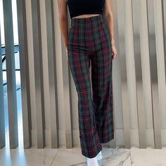 Size 24/ Xs Never Worn Plaid High Waist Wide Leg Pants, Casual Plaid Zara Bottoms, Zara Casual Plaid Bottoms, Trendy Plaid Zara Bottoms, High Waist Pants, Zara Pants, Pants Color, Waist Pants, High Waisted Pants