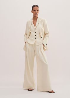 Linen-Blend Deconstructed Blazer | ME+EM Linen Suits Women, Deconstructed Blazer, Blazer Pants Set, Office Dress Code, Tailored Vest, Pleated Pant, Trouser Suit, Linen Suits, Office Dress