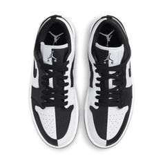 Let classic style slip into your wardrobe with the Air Jordan 1 Low SE Homage White Black (Women). The shoe’s design makes reference to the 2018’s Air Jordan 1 High OG Homage and features a unique split pattern of design. On each lateral side, tumbled leather is decorated with a mix of black overlays and accents. Look to the shoe’s medial sides and you’ll find reversed overlays adorning the nylon tongues—tongues which also feature say Jumpman’s tongue tags. Making the design bolder yet still timelessly stylish are white midsoles that offer perfect balance against black rubber outsoles. A perfect combination of homage-inspired design elements mean this must-have piece of iconic fashion won't recently be surpassed. Make it yours today! Logo Wings, Wmns Air Jordan 1, Jordan Low, Jordan Model, Jordan 11 Retro Low, Womens Air Jordans, Jordan 1 High Og, Jordans Women, Air Jordan 1 High