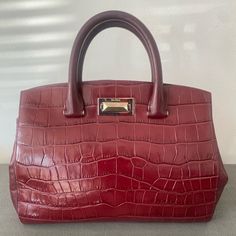 Burgundy Color, Barely Used, Real Authentic Italian Leather Authentic Italian, Burgundy Color, Max Mara, Leather Handbag, Italian Leather, Leather Handbags, Crossbody Bags, Bag Lady, Handbags