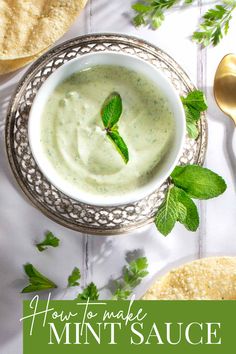 Indian mint sauce in a white bowl. Indian Mango Chutney Recipe, Indian Mint Sauce, Mint Sauce Recipe, Mango Chutney Recipe, Mint Chutney, Christmas Cakes Easy, Mint Yogurt, Easy Curry, Mint Sauce