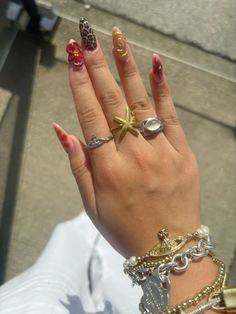 #pinterest #tiktok #viralvideo #nails #nailart #nailinspo #leopard #cheetahprint #leopardnails #flowernails #3dflowersnails #summernails #rednails #nailinspiration #nailtrends #nailsartvideos #naildesigns Basic Nails, Paper Ring, Pretty Gel Nails, Kawaii Nails, Heart Sunglasses, Nails Desing, Girls Nails, Funky Nails, Nails Inspo