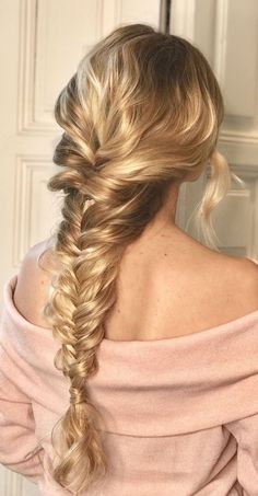 Formal Fishtail Braid, Fancy Braided Hairstyles Prom, Prom Hair Dos, Formal Braided Hairstyles, Bow Hairstyle, Fish Tail Braid