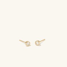 The pièce de résistance of every jewelry collection? A pair of diamond studs. Diamond Earrings Studs Round, Silver Nose Ring, Fantasy Closet, Mini Studs, Tiny Earrings, Cz Stud Earrings, Gold Filled Earrings, Stone Studs, Hypoallergenic Earrings