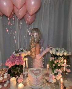 Cute 13 Birthday Party Ideas, Aesthetic Decoration For Birthday, 12 Birthday Ideas Girl, Birthday 15 Girl, 17 Birthday Ideas Decoration, Pink And White Decorations Party, Birthday Ideas 13 Girl, 13 Th Birthday, 17th Birthday Decor