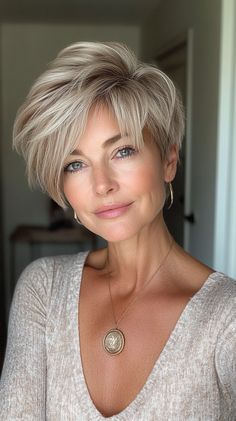 Short Hairstyles for Women Over 60 Pixie Short Hairstyles, Special Haircut, Modern Short Hairstyles, Short White Hair, Short Spiked Hair, Stacked Bob, Layered Bob Haircuts, Hairstyles For Women Over 60, Colour Hair