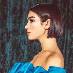 Dua Lipa Short Hair Bob, Dua Lipa Bob Haircut, Dua Lipa Short Hair, Birthday Wig Hairstyles, Sleek Short Hair, Easy Trendy Hairstyles, Wolf Haircut, Short Hair Tomboy, Short Hair Images