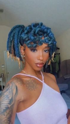 Loc Styles With Hair Jewelry, Locs With Hair Jewelry, Loc Styles With Jewelry, Black Women Dreads Styles, Loc Accessories Black Women, Loc Hair Jewelry, Locs With Jewelry Black Women, Loc Jewelry Hairstyles, Editorial Loc Styles