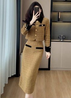 New Fashion Dress, Shirt And Skirt, Midi Pencil Skirt, Midi Skirt Pencil, Trendy Fashion Women, Contrast Trim, Fashion Model, British Indian, Crop Jacket