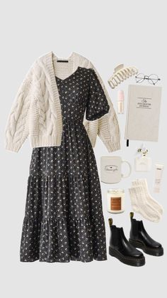 Cutesy Outfits, Winter Maxi, 2024 Goals, Teaching Outfits, Black Kitten Heels, Cottagecore Outfits, Aesthetic Winter