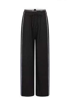 The Patchwork Line Pants is the one you can’t let get away. This lightweight trouser feature side pockets and drawstring. Side black line, add a stylish, street-ready touch. Pair it with a bra or crop top.