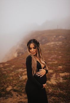 Two Under Two Photoshoot, Black Maternity Dress Photoshoot, Elegant Maternity Dress, Photoshoot Elegant, Velvet Maternity Dress, Long Sleeve V Neck Dress, Elegant Maternity Dresses, Dress For Photoshoot, Outdoor Maternity Photos