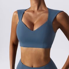 78% Nylon. 22% Spandex Soft. comfortable. skin friendly 4-way stretch. breathable and sweat-wicking Built-in Bra with Removable Pads Cropped designs that allow your skin to breathe all while being cute & trendy Perfect for both sports activities and daily life Body Bra, Body Skirt, Strapless Bandeau, Workout Tank Top, Leggings Set, Flare Leggings, Sports Activities, Workout Tanks, Plus Size Swimwear