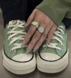 Green Converse Aesthetic, All Star Aesthetic, Aesthetic Converse, Green Inspo, Mint Aesthetic, Converse Aesthetic, Green Converse, Aesthetic Shoes