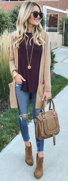 beige cardigan purple tee blue jeans gold pendant beige shooties Online Outfits, Street Style Fall Outfits, Trendy Fall Outfits, Womens Clothes, Fall Street Style, 가을 패션, Casual Clothing, Outfit Summer, Looks Style