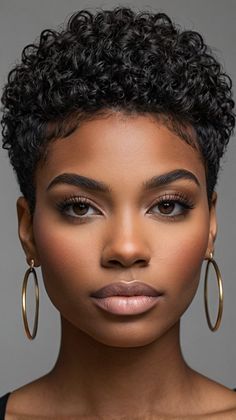 Elegant 51 Stunning Short Haircuts for Black Ideas for Curls with Shaved Sides 🌺 Short Natural Haircuts For Round Faces, Demi Moore Short Hair, Shaved Curly Hair, Short Curly Bobs, Cute Back To School Hairstyles, Summer Updos, Styles For Curly Hair, Curly Bobs, Natural Hair Haircuts