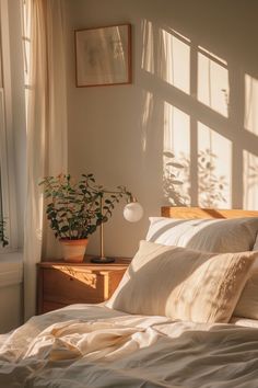 Cotton Bed Sheets Vs Microfiber Bed Sheets (The Big Debate) Delicate Bedroom Decor, Two Bedroom Interior Design, Modern Nature Bedroom, Bedroom Styles Cozy, Cozy Interior Aesthetic, Cozy Room Decor Bedroom, Scandinavian Bedroom Inspiration, Clean Bedroom Ideas, Bedroom Ideas For Apartments