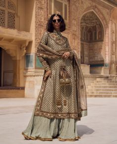 AMER by Iqbal Hussain Exclusively at Aashni + Co. 29th & 30th August | 11 AM to 7 PM Ador House, 6, K Dubash Marg, Kala Ghoda, Mumbai Contact +91 22 35305776 Private viewing in Dubai at Ritz Carlton, DIFC on Friday 4th October 2024 Coming soon on our website. Stay tuned. https://iqbalhussainofficial.com/ For orders, appointments and other information, please contact us on WhatsApp +92 333-235-9111 Photography: @hormisantonytharakan Creative Direction: @harshad.fshn Talent: @alicia_kaur @... Iqbal Hussain Designer, Iqbal Hussain, Komal Pandey, Suit Embroidery, Islamic Motifs, Printed Suit, Stitching Ideas, Velvet Suit, Wedding Clothes