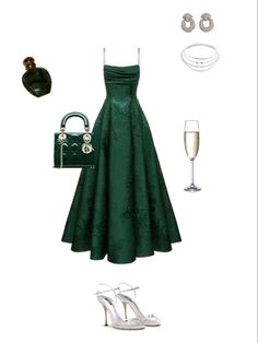 Formal Dinner Outfit Classy, Occasional Clothing, Formal Dinner Outfit, Grad Outfit Ideas, Rich Girl Outfit, Dinner Outfit Classy, Outfits For Events, Ball Prom Dresses, Green Gowns