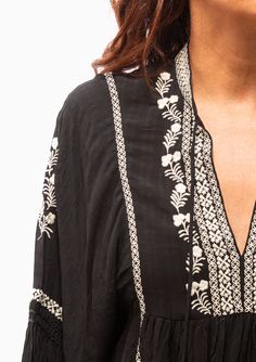 The quintessential bohemian blouse from Vanessa Brno, the Baltik features a Tunisian neckline with fine ties and tassels, and large 3/4 puffed sleeves thanks to elasticated hems in a speckled print. 100% Viscose Dry Clean Model is 5’8” and wearing a size 36. Runs true to size, we recommend taking your usual size. Model’s Measurements: 26” waist 34” hips 34" bust Bohemian Blouse, Tiered Tops, Bohemian Blouses, Woman's Fashion, Embroidery Designs Fashion, Vanessa Bruno, Fashion Diy, Perfect Wardrobe, Jewelry Outfit