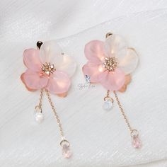 These elegant pink flower fashion earrings features a cute big pink flower and a long tail as back piece that you can wear with or without it. Add these cute flower fashion statement earrings to your everyday fashion earrings collection or as gift for your love one. Jewelry Care: See more information about how to care for your jewelry here. Shipping Policy: Orders will be shipped within 1-3 business days. Economy shipping will take 7-14 days to arrive and standard shipping is 1- 4 days for U.S. Jewelry Packaging Design, Back Piece, For Your Love, Cute Flower, Amazon Handmade, Long Tail, Girly Jewelry, Dream Jewelry, Earrings Collection