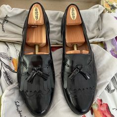 These Dressy, Beautiful Men’s Designer Shoes Are Perfect For Any Elegant Affair Or Occasion. If You Want To Dress To Impress.Black, Shiny And Classy Tassled Loafers. Salvatore Ferragamo Men, Ferragamo Men, Salvatore Ferragamo Shoes, Salvatore Ferragamo, Loafer Shoes, Designer Shoes, Dress To Impress, Dress Shoes Men, Men's Shoes