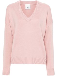 powder pink virgin wool-cashmere blend knitted construction ribbed V-neck drop shoulder long sleeves ribbed cuffs and hem V Neck Pink Sweater, Plain Sweaters, Light Pink Sweaters, Outfit Inspo Casual, City Dress, Light Sweater, Summer Beach Wear, Powder Pink, Cosplay Outfits