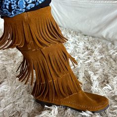 Excellent Condition, New Without Tags, Leather Fringe Boots By Minnetonka. All Leather Size 6. Did Someone Say Coachella? Bonaroo? Brown Slip-on Festival Boots, Bohemian Suede Slip-on Boots, Adjustable Round Toe Fall Boots, Adjustable Round Toe Boots For Fall, Festival Suede Boots, Fringe Boots, Leather Fringe, Leather Boots, Size 6