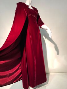 Gown Cape, Red Long Coat, Portrait Neckline, Gala Ideas, 1960s Dresses, Hollywood Costume, Two Piece Wedding Dress, Theme Dress, Velvet Gown