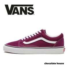 国内発送 《VANS》 ヴァンズ OLD SKOOL オールドスクール VN0005UFDRV DARK PURPLE  在庫要確認    VANS【ヴァンズ】クラシックラインの代表モデル・OLD SKOOL(オールドスクール)。1978年にサイドのサーフラインを象徴するデザインとして登場。通称、「JAZZ(ジャズ)」とも呼ばれ、現在では、SK8-HI、SLIP-ON、ERA、AUTHENTICと並ぶ不動の人気を誇るモデルです。リピーターも多く、VANSファンには避けて通れないとも言っても過言ではありません。どんなスタイルにもマッチしやすいベーシックなカラーは1足は持っておきたいスニーカーです。    同じシリーズのお色違いや、別モデルもお出ししています(^-^)近隣店舗なども近くにある為、買付けしやすい環境です。お探しのモデルやサイズなどリクエストなどがあれば、お応え出来るかもしれません。その際はお問い合わせ下さい   タグ外れや靴箱の破損、箱潰れによる箱違い、箱汚れ、箱へのマーキング等がある場合がございます。初期不良扱いにはなりませんので、そちらはご了承ください。  ディスプレイや Chocolate House, 2023 Ss, Sk8 Hi, Dark Purple, Slip On, Purple