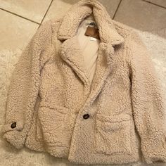 *****Brand New!!**** Sherpa Cozy Jacket. Color:Oatmeal (Light Beige). Never Worn. With Tags. Very Soft And Comfortable. Cozy Beige Outerwear, Cozy Beige Sherpa Outerwear, Cozy Long Sleeve Neutral Outerwear, Cozy Neutral Long-sleeve Outerwear, Cozy Neutral Long Sleeve Outerwear, Cozy Cream Outerwear With Pockets, Cream Sherpa Outerwear For Cold Weather, Sherpa Coat, Cozy Jacket