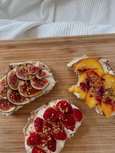 Bee Pollen Recipes, Fig Cream Cheese, Breakfast Cream Cheese, Pollen Recipes, Fruity Breakfast, Healthy Lunch Snacks, Bee Pollen