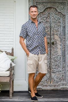 When the weather warms up, reach for these comfy and stylish cargo shorts for your outdoor events. With an elastic waist and adjustable drawstring, the linen and cotton blend shorts feature two cargo pockets, side seam pockets and welt back pockets with a button closure. Casual Relaxed Fit Cargo Pants With Built-in Shorts, Cotton Shorts For Summer Outdoor Activities, Cotton Cargo Shorts For Summer Outdoor Activities, Summer Outdoor Cotton Cargo Shorts, Cotton Cargo Shorts With Pockets For Summer, Casual Cotton Cargo Pants For Vacation, Casual Cargo Bottoms For Vacation, Beach Cargo Shorts For Summer, Summer Outdoor Cargo Shorts With Cargo Pockets