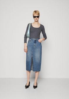 ONLY Tall ONLBIANCA MIDI SLIT SKIRT - Jeansrock - medium blue denim/green cast Skirt Denim, Skirt Medium, Jean Skirt